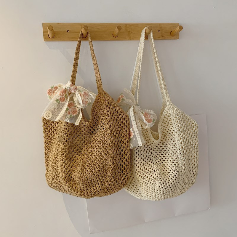 Zomerse kant-en-klare tas met  - Crochet Bag Raffia recensie en prijs