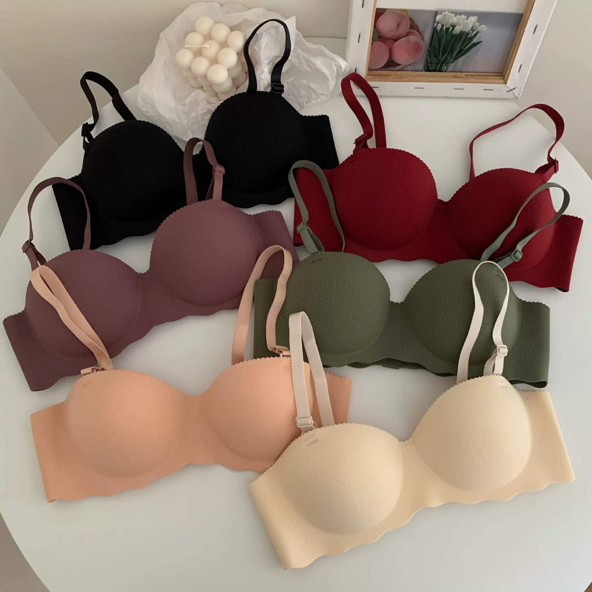 Damesondergoed met kleine cupm - Bralette Triangle Set recensie en prijs